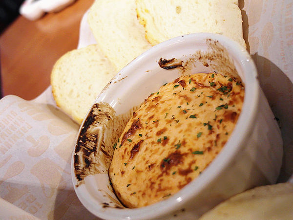 Vasa Pizzeria瓦薩比薩(內科店)：【西湖】Vasa Pizzeria瓦薩比薩(內科店)。終於如願吃到你