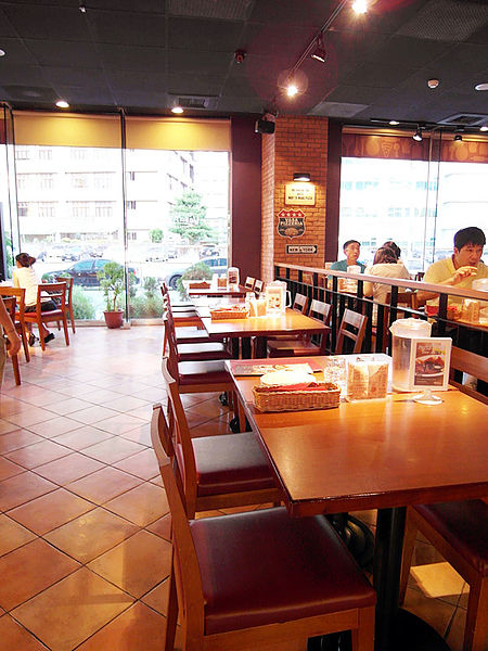Vasa Pizzeria瓦薩比薩(內科店)：【西湖】Vasa Pizzeria瓦薩比薩(內科店)。終於如願吃到你