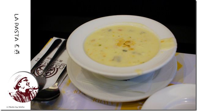 LAPASTA義大利麵屋-今日特製湯(奶油磨菇濃湯)