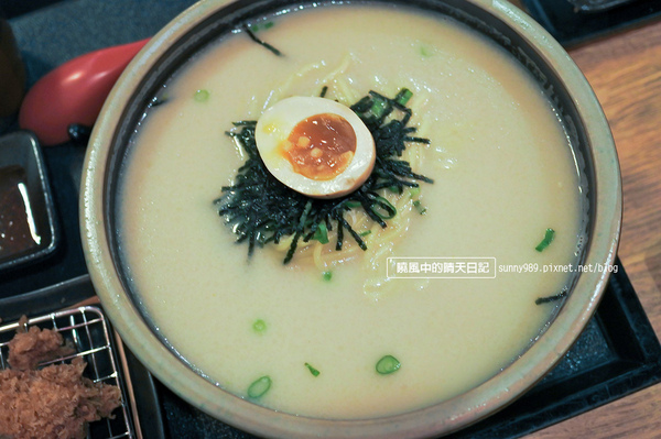 斑鳩的窩(內湖二店店)：【內湖 | 斑鳩的窩】適合公務洽談 豬排口味不錯的日式定食餐廳