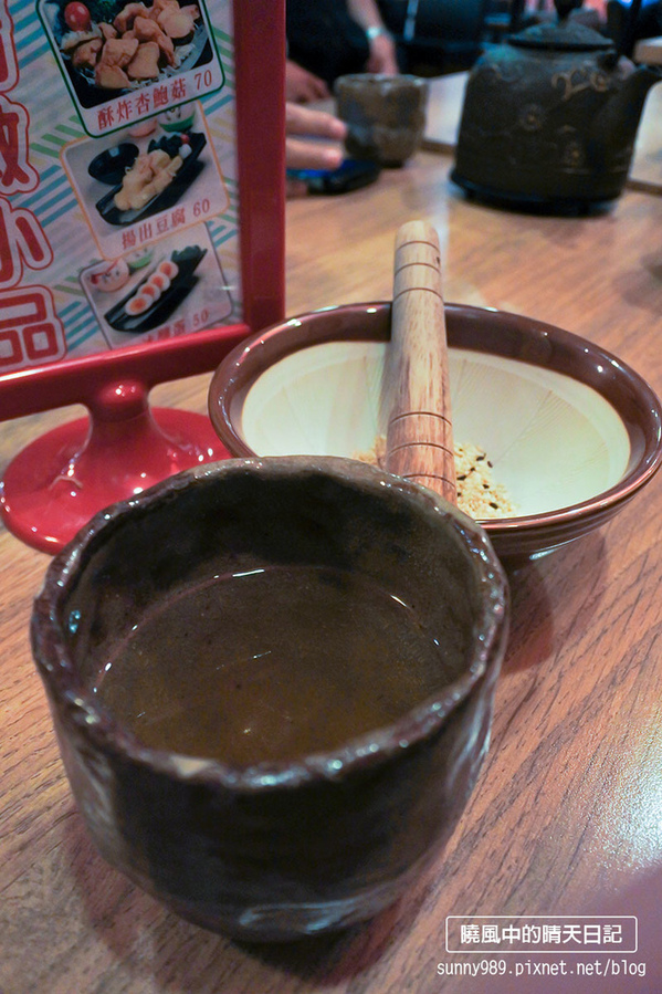 斑鳩的窩(內湖二店店)：【內湖 | 斑鳩的窩】適合公務洽談 豬排口味不錯的日式定食餐廳