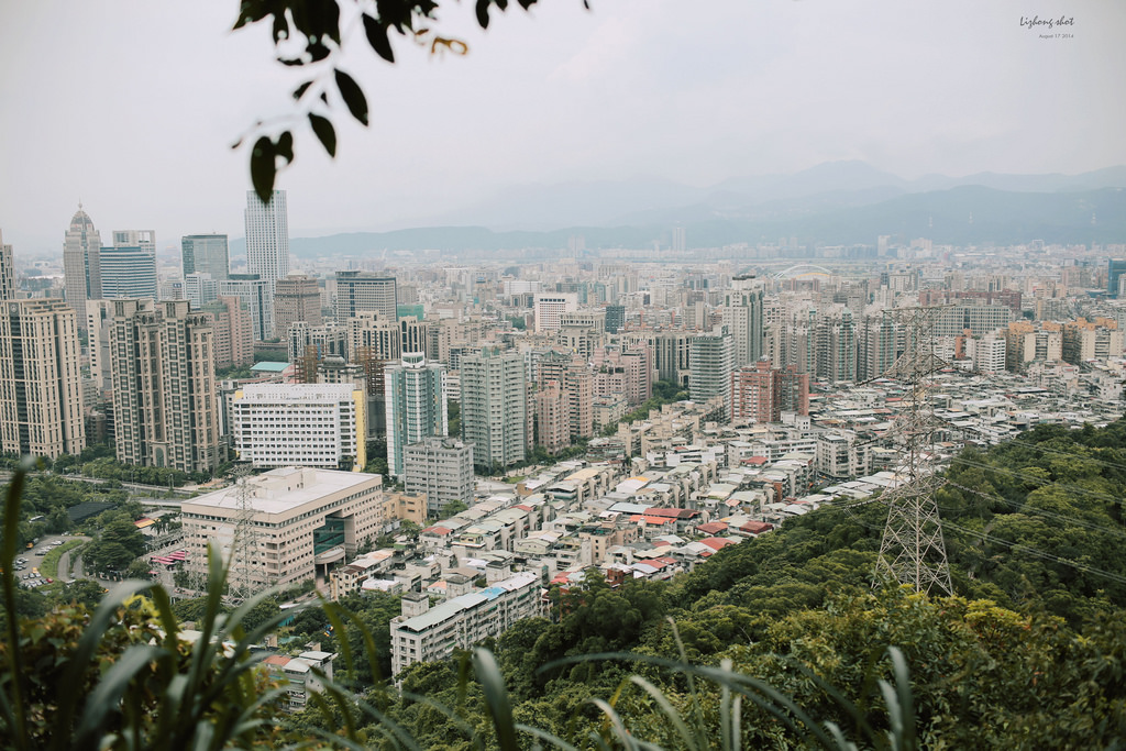 永春崗公園的象山散策