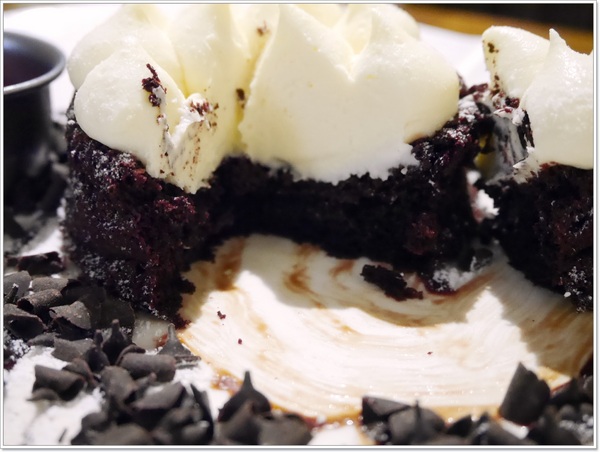 Second Floor Cafe 貳樓餐廳(敦南店):【大安區】Second Floor Cafe 貳樓餐廳-巷弄間靜靜被大樹包圍的角落,早午餐、商業午餐、樂活飯、義大利麵條、漢堡&輕食三明治、蔬食系列、手創甜點