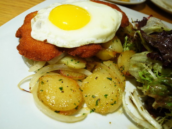 溫德德式烘焙餐館(內湖店)：＜台北｜內湖＞超誘人太陽蛋＃豬排～溫德德式烘焙餐館