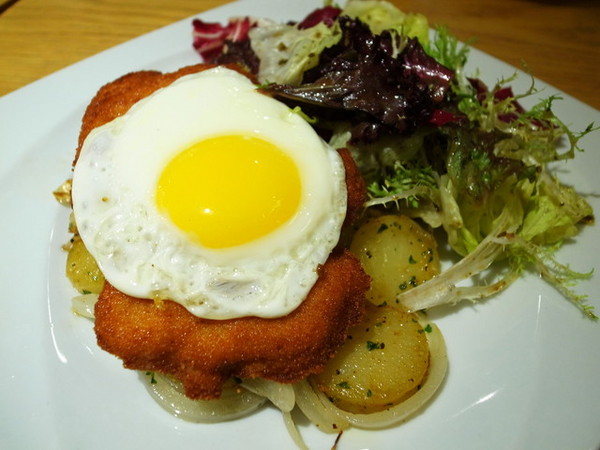 溫德德式烘焙餐館(內湖店)：＜台北｜內湖＞超誘人太陽蛋＃豬排～溫德德式烘焙餐館