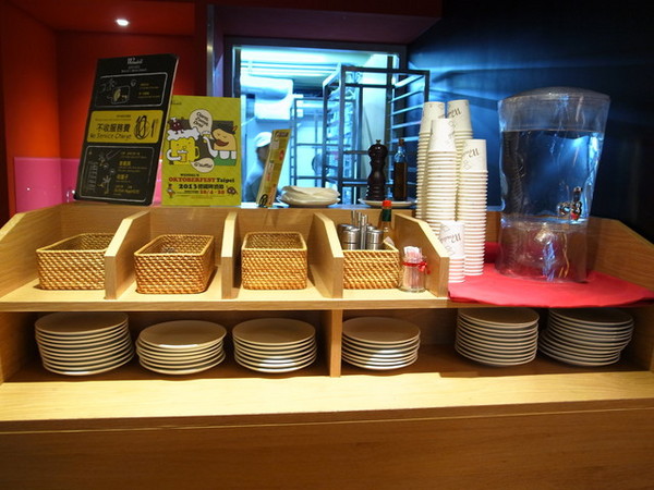 溫德德式烘焙餐館(內湖店)：＜台北｜內湖＞超誘人太陽蛋＃豬排～溫德德式烘焙餐館