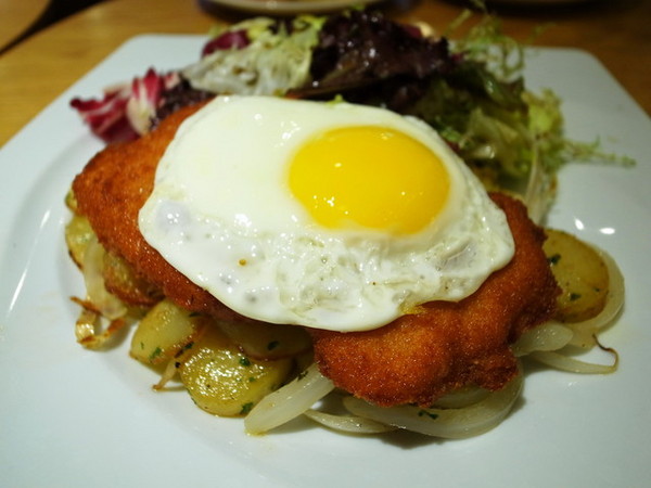 溫德德式烘焙餐館(內湖店)：＜台北｜內湖＞超誘人太陽蛋＃豬排～溫德德式烘焙餐館