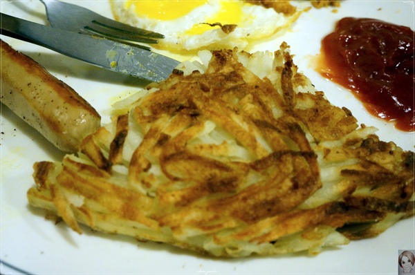 鄉香美墨西餐:台北 天母 鄉香~墨西哥式早午餐披薩=中式蛋餅??