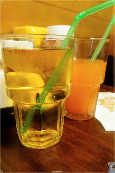 鄉香美墨西餐:台北 天母 鄉香~墨西哥式早午餐披薩=中式蛋餅??