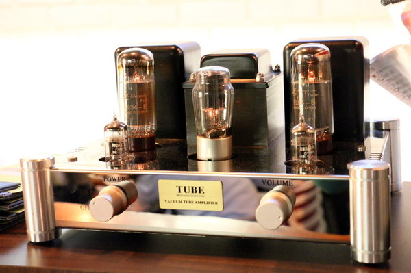 呼搭啦CHEERS生蠔孜然串燒屋:下班好去處~精緻燒烤、串燒、炸物、主食、甜點~時尚居酒屋。呼搭啦CHEERS生蠔孜然串燒屋