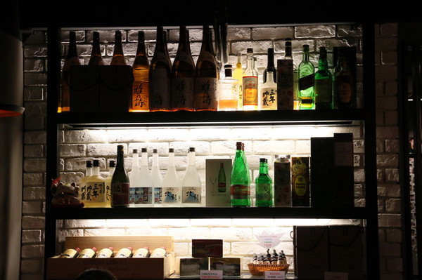 呼搭啦CHEERS生蠔孜然串燒屋:下班好去處~精緻燒烤、串燒、炸物、主食、甜點~時尚居酒屋。呼搭啦CHEERS生蠔孜然串燒屋