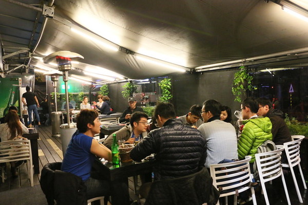 呼搭啦CHEERS生蠔孜然串燒屋:下班好去處~精緻燒烤、串燒、炸物、主食、甜點~時尚居酒屋。呼搭啦CHEERS生蠔孜然串燒屋