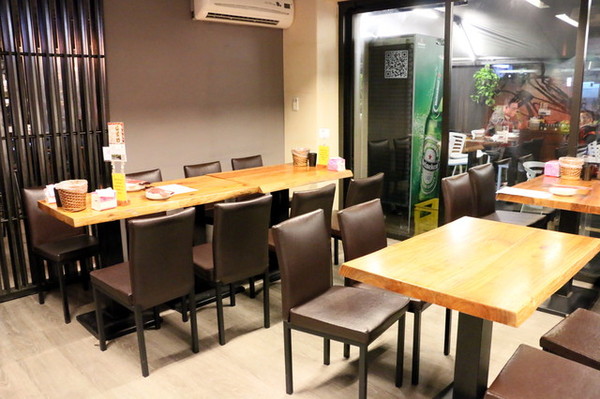 呼搭啦CHEERS生蠔孜然串燒屋:下班好去處~精緻燒烤、串燒、炸物、主食、甜點~時尚居酒屋。呼搭啦CHEERS生蠔孜然串燒屋