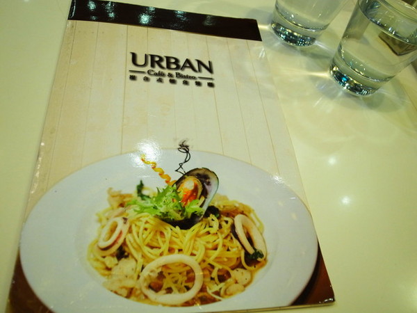 URBAN Cafe&Bistro：＜台北｜內湖｜義大利麵＞知名偶像劇犀利人妻取景地點～Urban Cafe