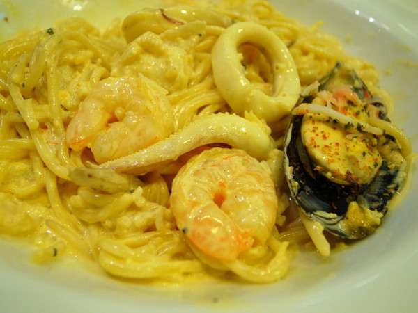 URBAN Cafe&Bistro：＜台北｜內湖｜義大利麵＞知名偶像劇犀利人妻取景地點～Urban Cafe