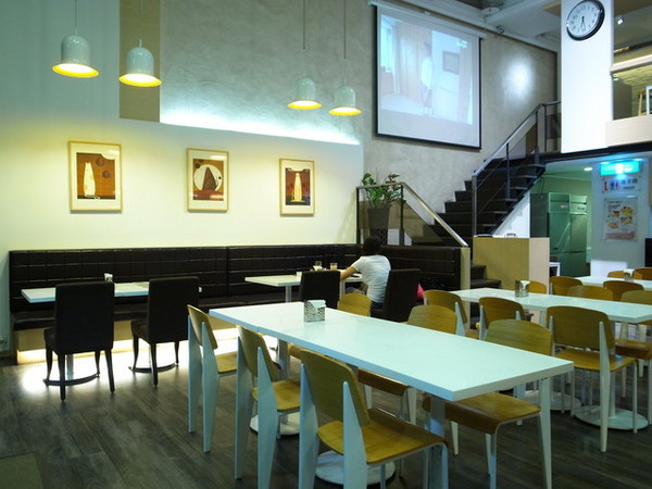 URBAN Cafe&Bistro：＜台北｜內湖｜義大利麵＞知名偶像劇犀利人妻取景地點～Urban Cafe