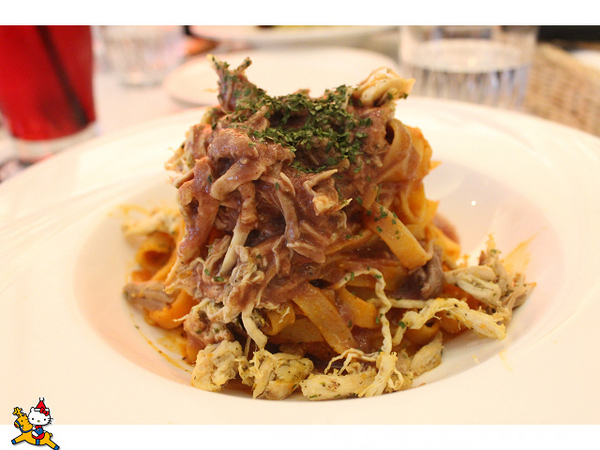 Dazzling Cafe Pink(1店):【食記】oO。。台北 東區 Dazzling Cafe Pink店(三訪) 聖誕薑餅屋蜜糖吐司 大人小孩男孩女孩看了都會尖叫的超可愛夢幻蜜糖吐司!。。o○。