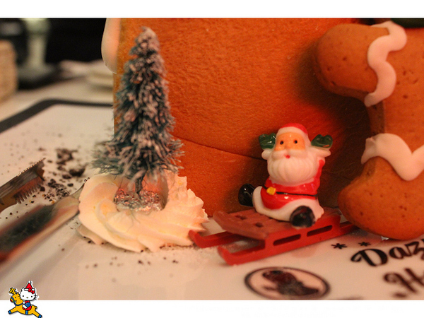 Dazzling Cafe Pink(1店):【食記】oO。。台北 東區 Dazzling Cafe Pink店(三訪) 聖誕薑餅屋蜜糖吐司 大人小孩男孩女孩看了都會尖叫的超可愛夢幻蜜糖吐司!。。o○。