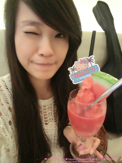 Dazzling Cafe(Mint)(Mint二店):【食記】oO。。台北 Dazzling Cafe Mint X Hello Kitty 穿著可愛又性感的kitty又來啦!還不趕快去吃!。o○。