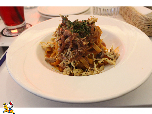 Dazzling Cafe Pink(1店):【食記】oO。。台北 東區 Dazzling Cafe Pink店(三訪) 聖誕薑餅屋蜜糖吐司 大人小孩男孩女孩看了都會尖叫的超可愛夢幻蜜糖吐司!。。o○。