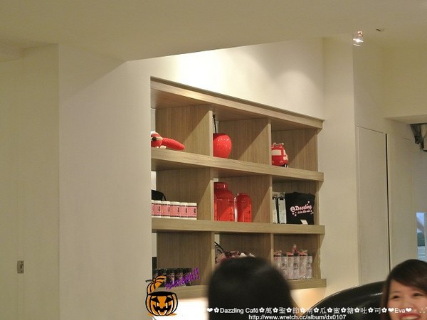 Dazzling Cafe Pink(1店):【食記】oO。。台北 東區 Dazzling Cafe Pink店(三訪) 聖誕薑餅屋蜜糖吐司 大人小孩男孩女孩看了都會尖叫的超可愛夢幻蜜糖吐司!。。o○。