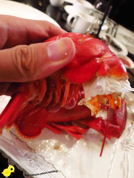 【台北】君品酒店雲軒西餐廳-龍蝦牛排大餐(吃到飽)