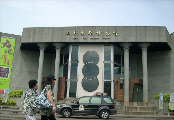 四月雪小徑：花都開好了～