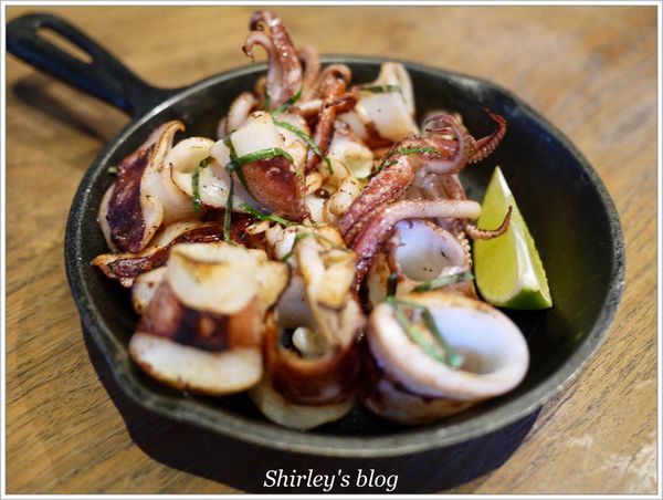 黑米CAFÉ.BISTRO: ConfitRémi 黑米Café‧Bistro