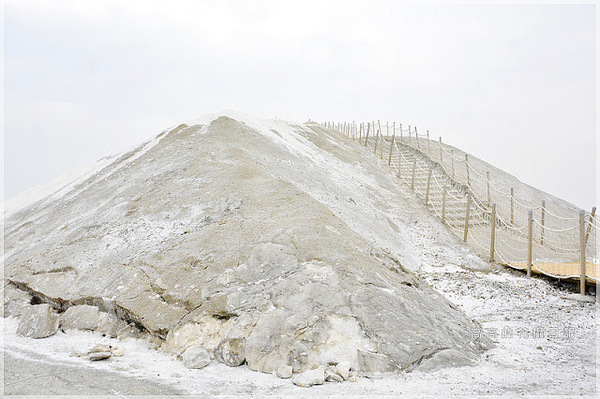 七股鹽山:【臺南】七股區。七股鹽山-鹽滷豆花.鹽滷奶茶.鹽滷茶葉蛋