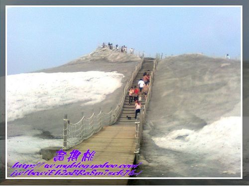 七股鹽山：(台南開車)七股鹽山