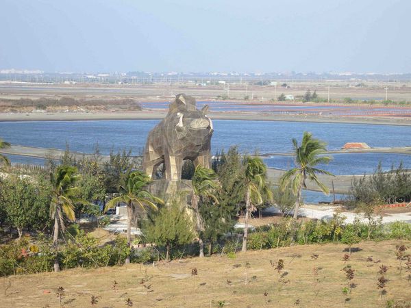 【台南旅遊】七股鹽山-有如雪一般的鹽山