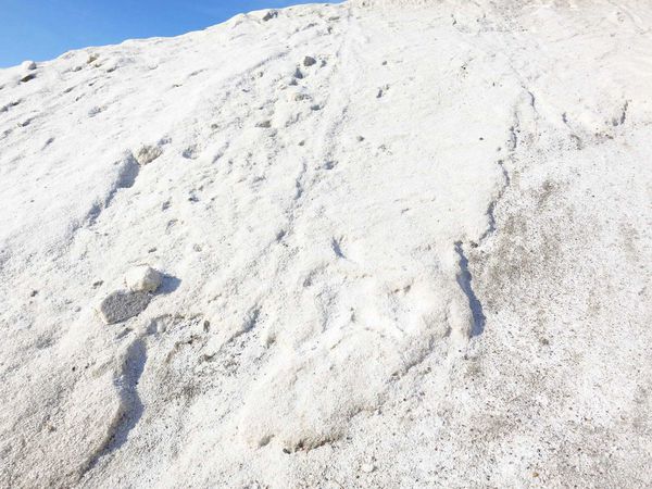 【台南旅遊】七股鹽山-有如雪一般的鹽山