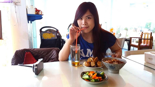 愛上布諾閣：【高雄景點】藍與白間的自在悠遊~青青草原滑草趣~愛上布諾閣