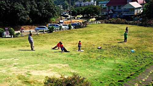 愛上布諾閣:【高雄景點】藍與白間的自在悠遊~青青草原滑草趣~愛上布諾閣