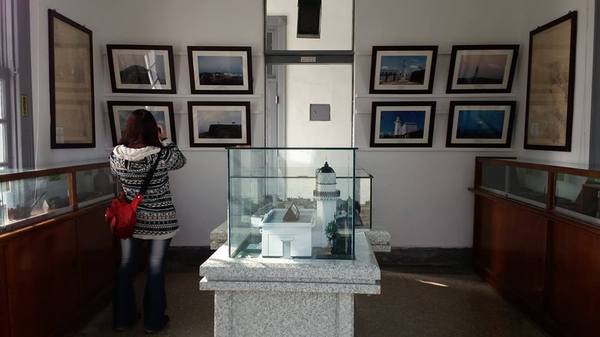 高雄燈塔：【高雄景點】俯瞰高雄港的優美景緻~高雄燈塔