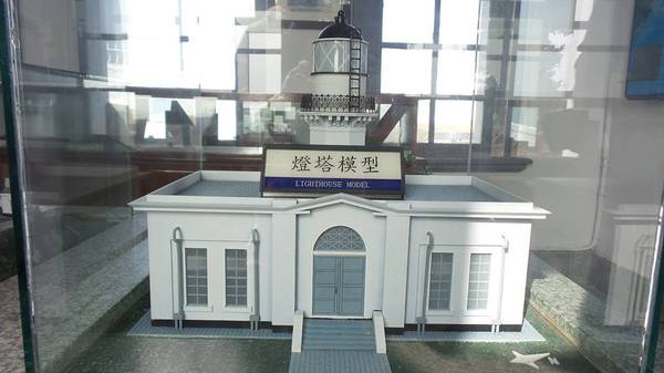 高雄燈塔：【高雄景點】俯瞰高雄港的優美景緻~高雄燈塔