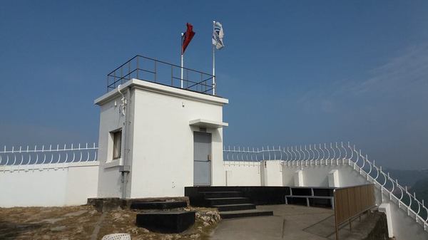 高雄燈塔：【高雄景點】俯瞰高雄港的優美景緻~高雄燈塔