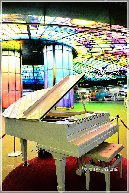 高雄捷運美麗島站：【高雄】新興區。美麗島捷運站 穹頂大廳 光之穹頂２.０再進化