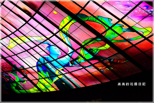 高雄捷運美麗島站：【高雄】新興區。美麗島捷運站 穹頂大廳 光之穹頂２.０再進化