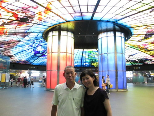 捷運高雄美麗島站：201308052233跟著高捷去旅行之美麗島站