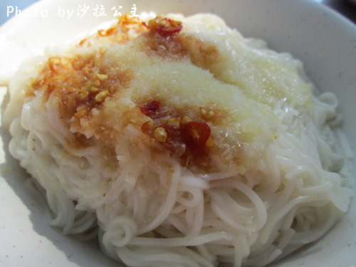 慈聖宮(Tsu-Sheng Temple)：大同區「慈聖宮小吃街」大稻埕