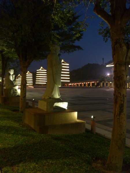 佛陀紀念館：[高雄][景點]大樹區~佛光山佛陀紀念館