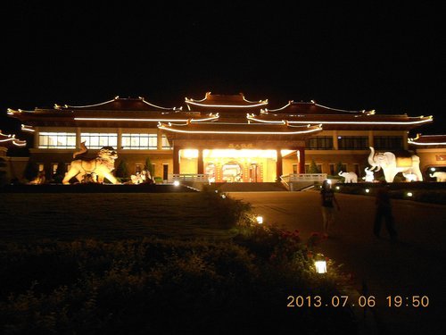 佛陀紀念館:文化公車遊趣(二)~佛陀紀念館