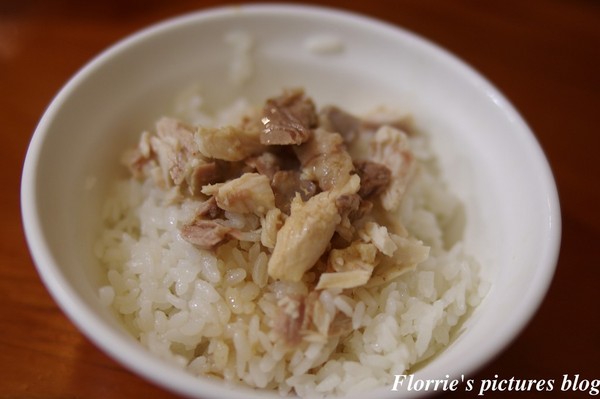 林聰明沙鍋魚頭(中正本店):嘉義美食~林聰明沙鍋魚頭店~鮮甜的湯頭,軟嫩的白菜真是可口丫