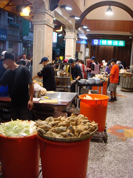 林聰明沙鍋魚頭(中正本店)：嘉義好吃沙鍋魚頭