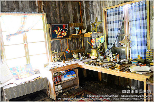 奮起湖現烤甜甜圈：【嘉義】竹崎鄉。奮起湖百年檜木現烤甜甜圈 ＆ 星空小木屋