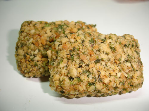 金讚成食品行:嘉義新港名產~~花果酥- 在 金讚成食品行