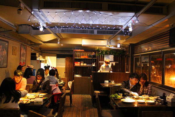 乾杯(淡水店)：[台北]親親五花肉讓我們『乾杯』吧〜