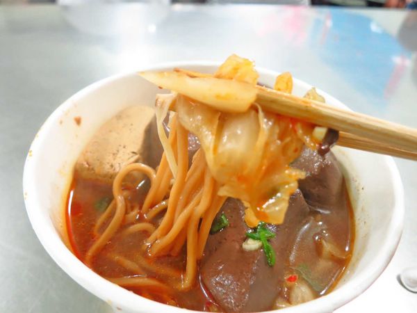 【台北美食】大吉祥香豆富-69元就能吃到麻辣鴨血臭豆腐