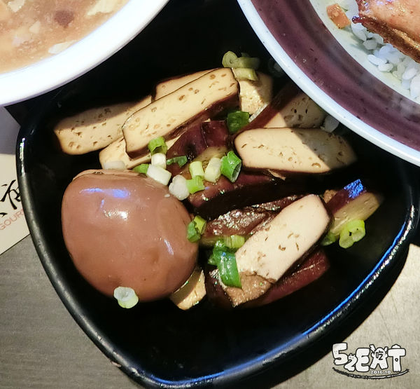 黑殿飯店7-1.jpg